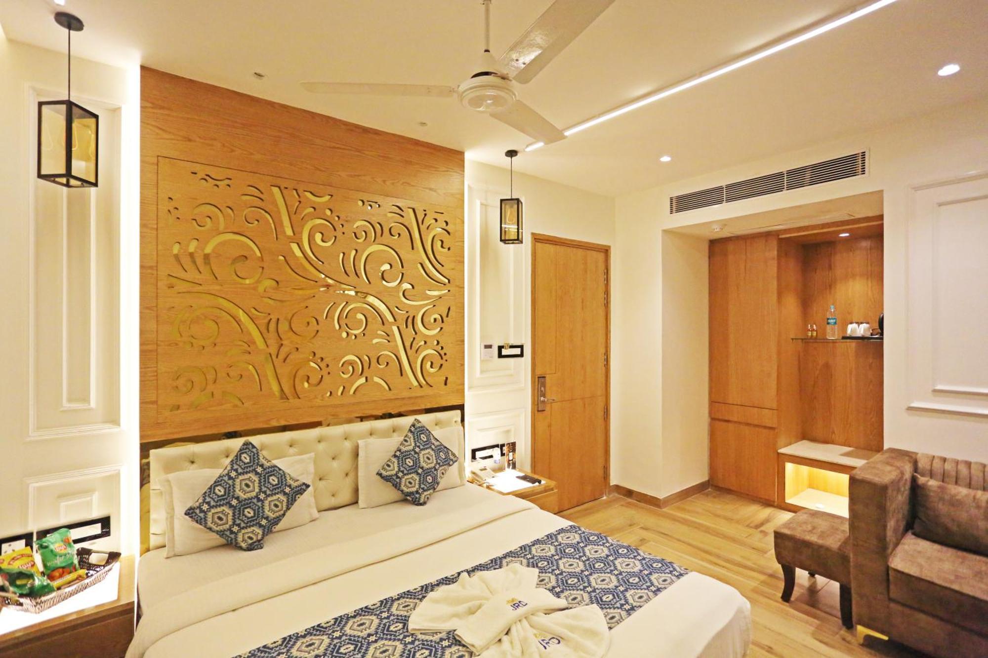 Jrd Luxury-Business Hotel Nueva Delhi Exterior foto