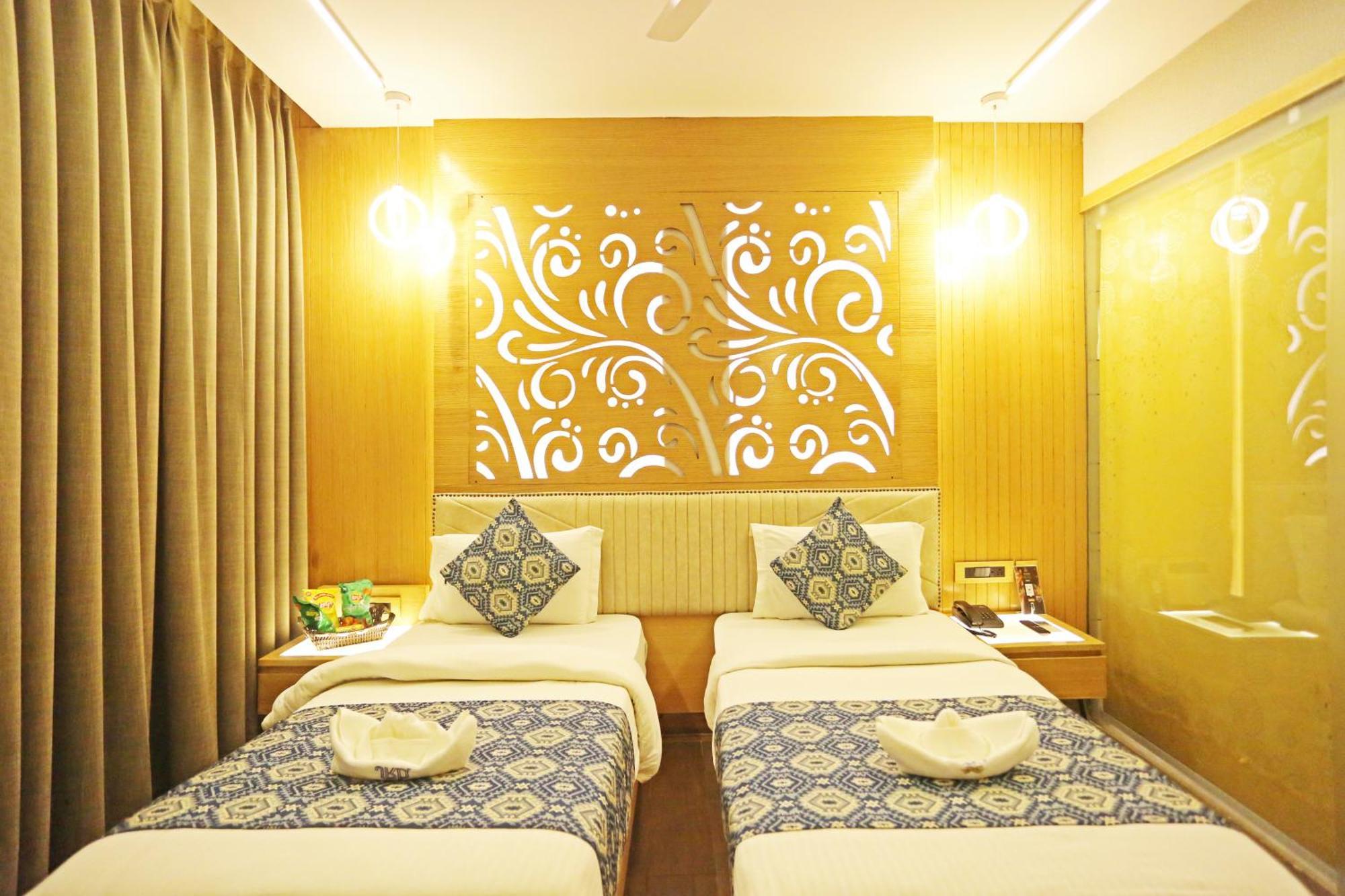 Jrd Luxury-Business Hotel Nueva Delhi Exterior foto