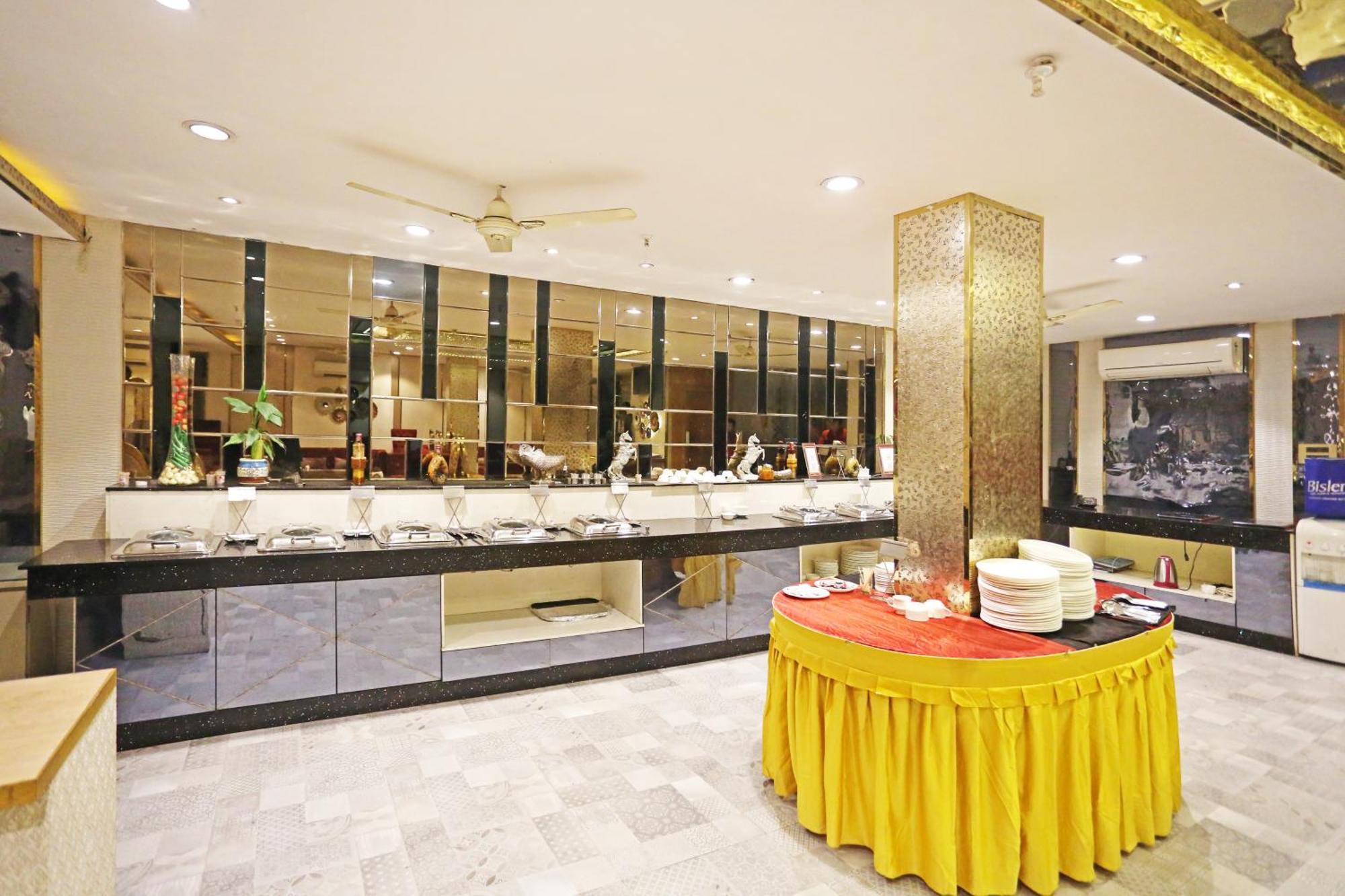 Jrd Luxury-Business Hotel Nueva Delhi Exterior foto
